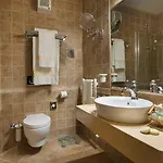 Generali & Wellness ホテル 5*