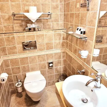 General Boutique & Wellness 5* פראג